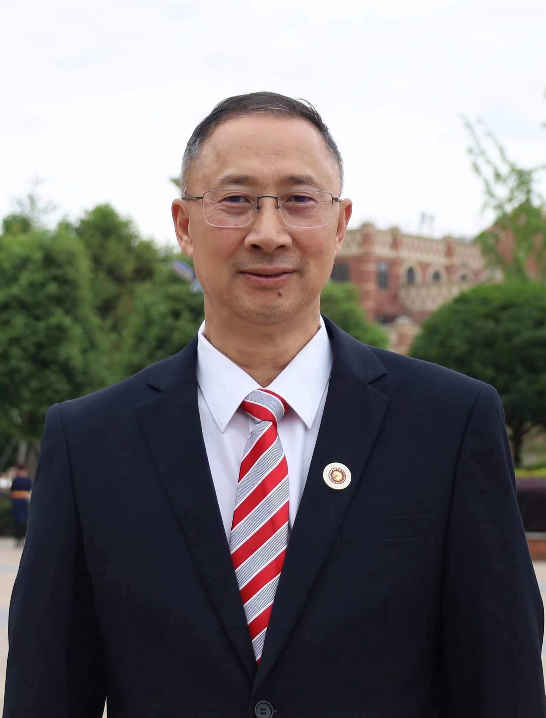  杨波