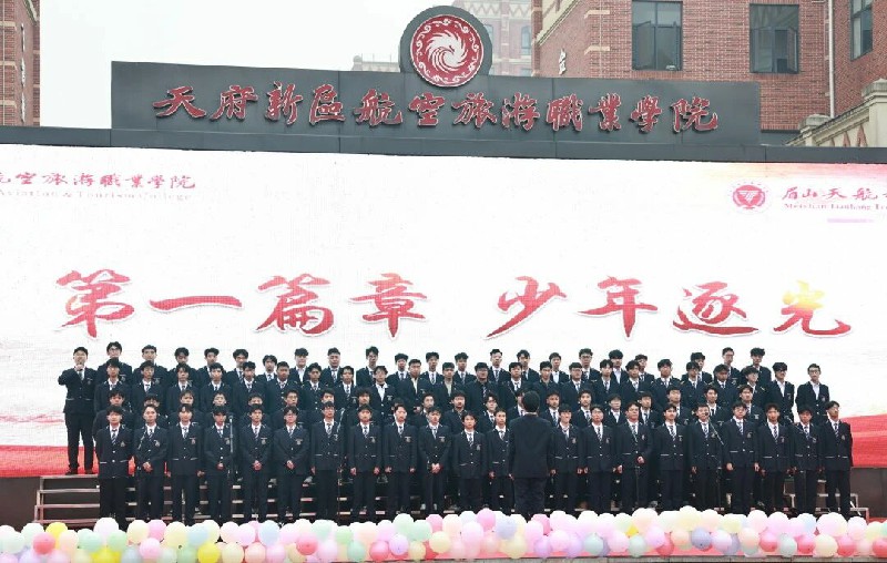 微信图片_2025-12-12_013825_097~1.jpg