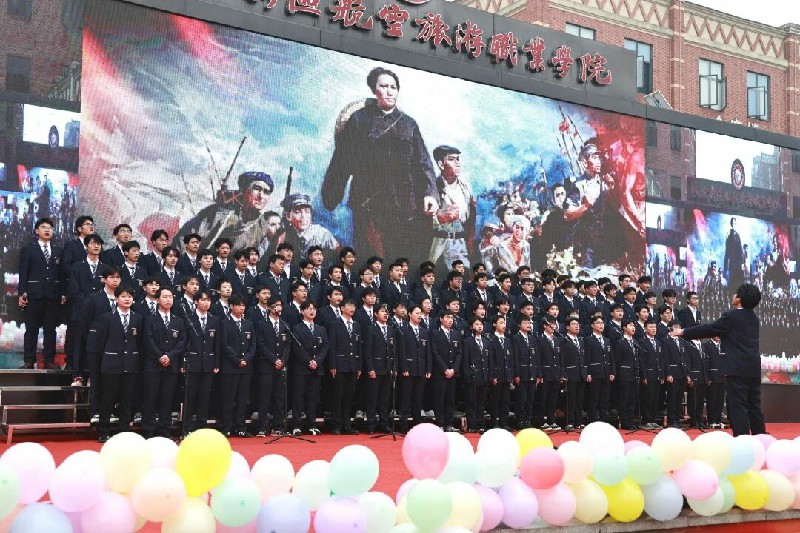微信图片_2025-12-12_013828_807~1.jpg