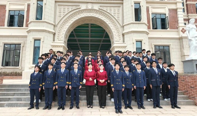 微信图片_2025-12-12_013959_980~1.jpg